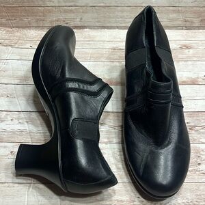 NEW Dansko 3” black Leather Heels Size 42